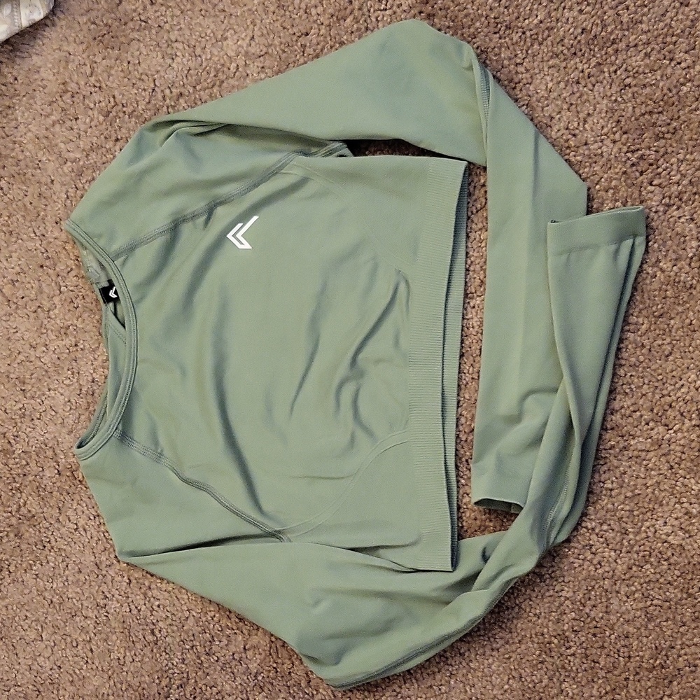 Oner active cropped top